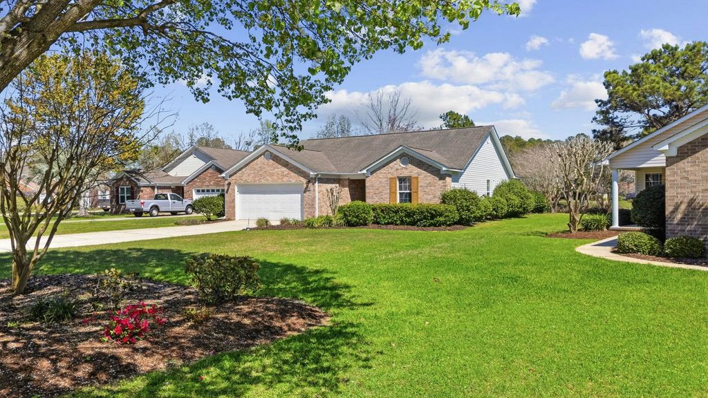 118 Wildflower Trail, Pawleys Island, SC 29585