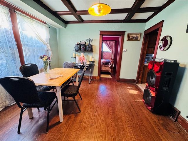 318 Barat Avenue, Kansas City, MO 64123