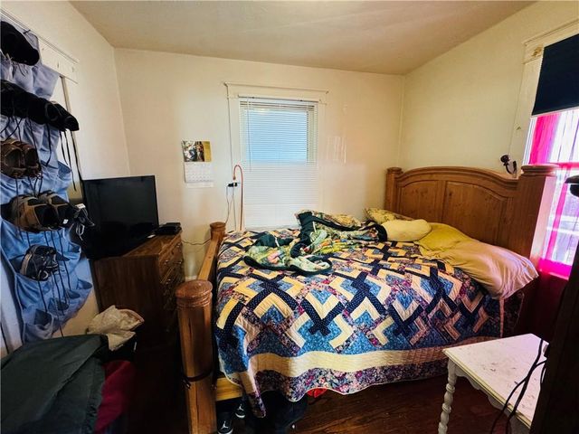 318 Barat Avenue, Kansas City, MO 64123