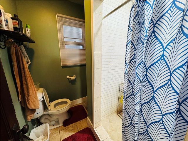 318 Barat Avenue, Kansas City, MO 64123