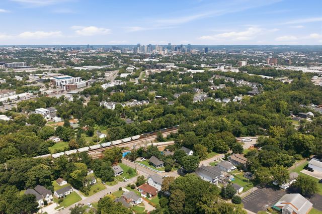 2200 Sadler Avenue, Nashville, TN 37210