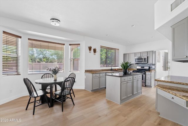 11530 W PALM BROOK Drive, Avondale, AZ 85392