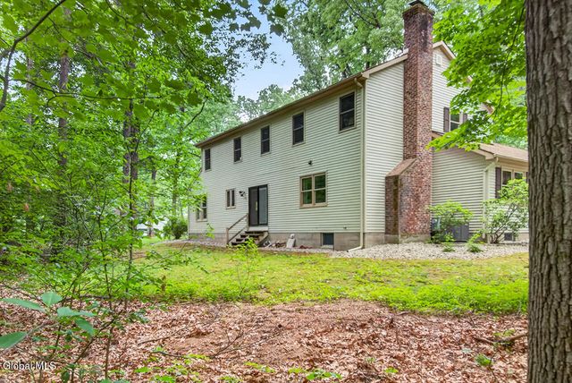 26 Knollwood Drive, Wilton, NY 12866