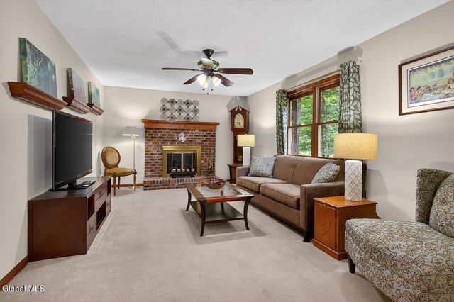 26 Knollwood Drive, Wilton, NY 12866