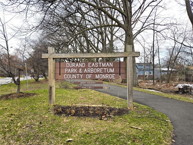 163 Park Road, Irondequoit, NY 14622