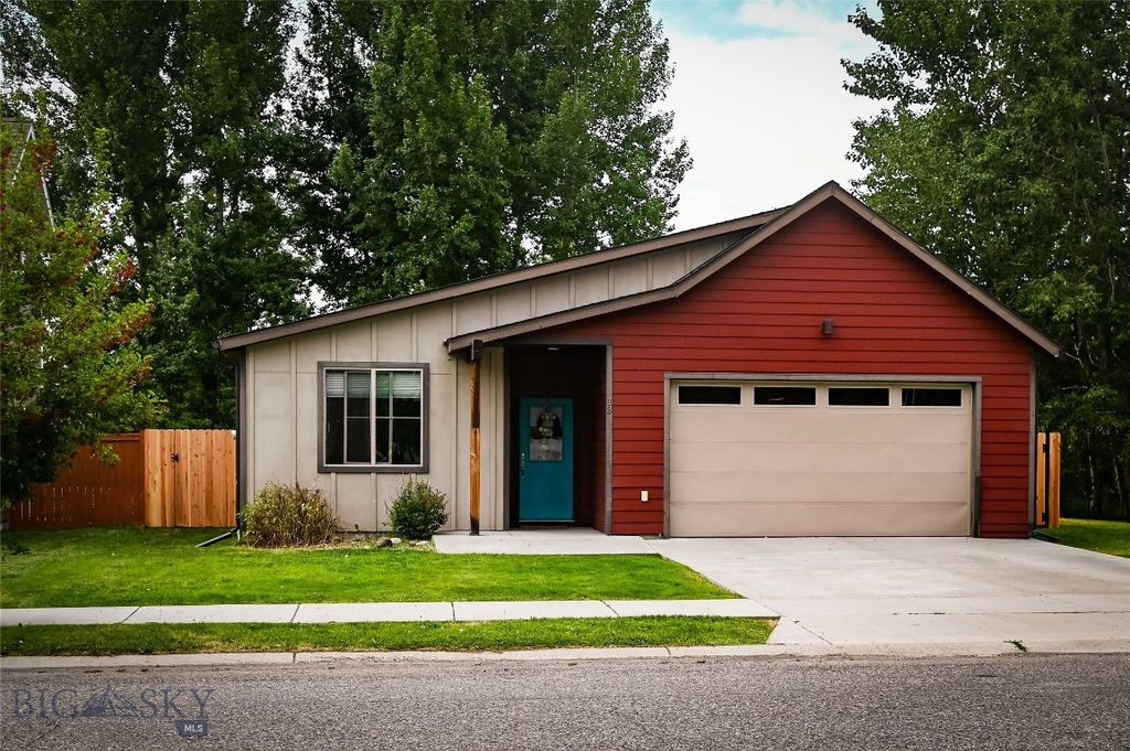 13 Ramshorn Peak Lane, Bozeman, MT 59718