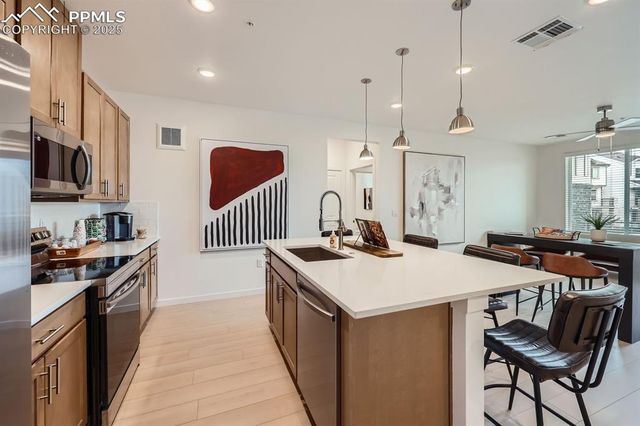 2232 Arikaree Heights 208, Colorado Springs, CO 80908