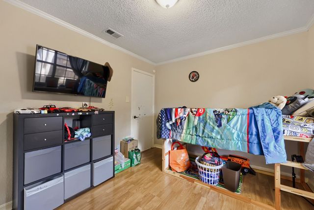 709 Whistler Drive, Arlington, TX 76006
