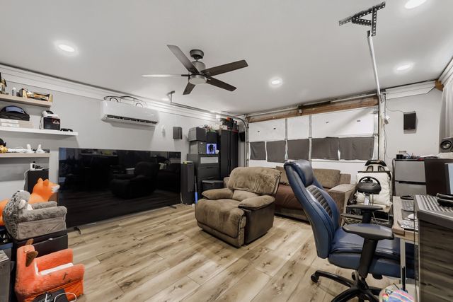 709 Whistler Drive, Arlington, TX 76006
