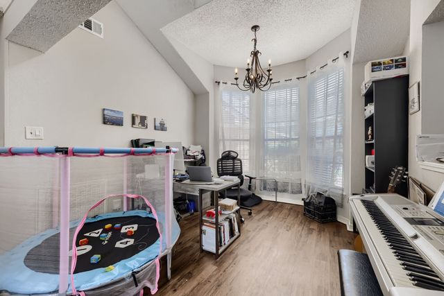 709 Whistler Drive, Arlington, TX 76006