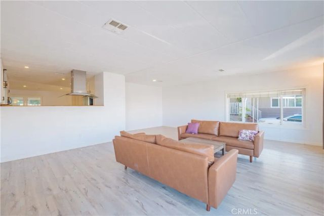 2550 pacific coast hwy 206, Torrance, CA 90505