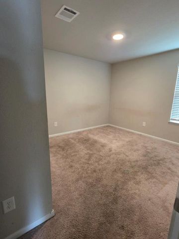 104 Pronghorn CIR, San Marcos, TX 78666