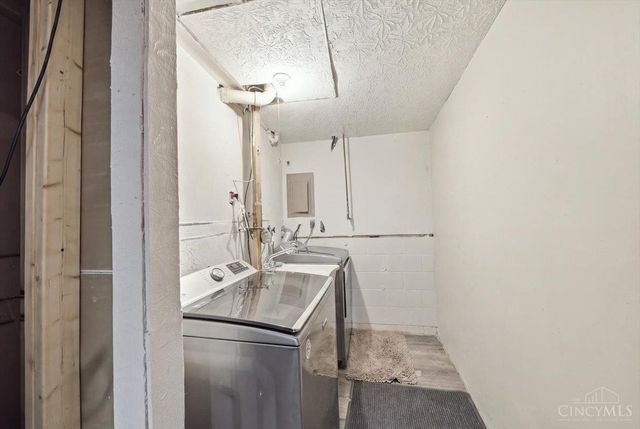 10264 Snowflake Lane, Colerain Twp, OH 45251
