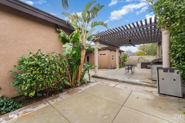 11902 Childress Street, Bakersfield, CA 93312