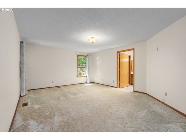16768 Nw PAISLEY Dr, Beaverton, OR 97006