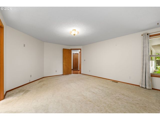 16768 Nw PAISLEY Dr, Beaverton, OR 97006