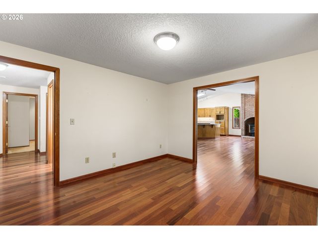 16768 Nw PAISLEY Dr, Beaverton, OR 97006