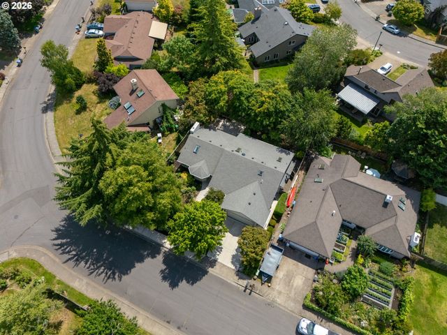 16768 Nw PAISLEY Dr, Beaverton, OR 97006