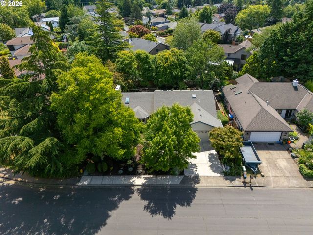 16768 Nw PAISLEY Dr, Beaverton, OR 97006
