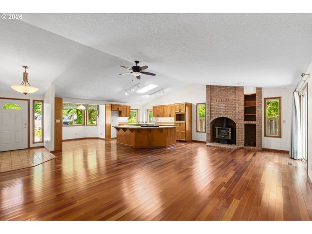16768 Nw PAISLEY Dr, Beaverton, OR 97006