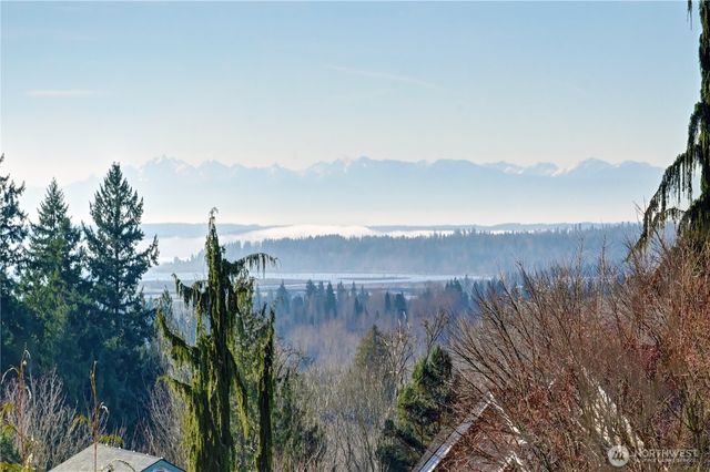 7713 72nd Street NE, Marysville, WA 98270