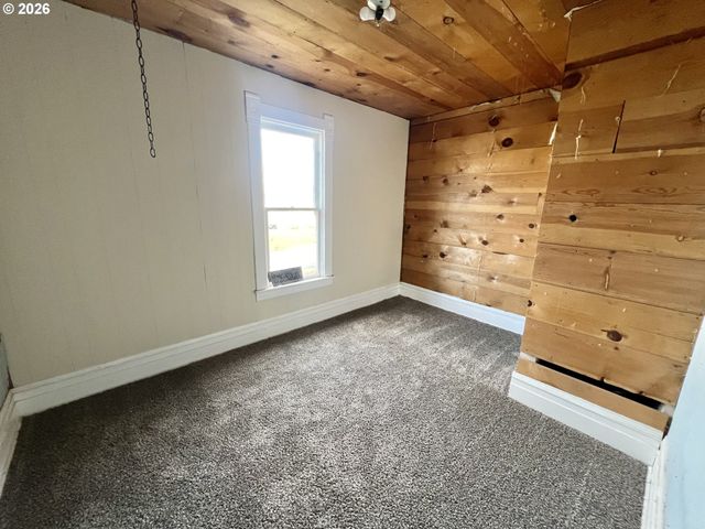 216 E FULTON St, Union, OR 97883