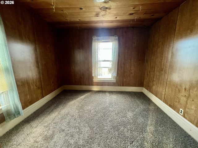 216 E FULTON St, Union, OR 97883