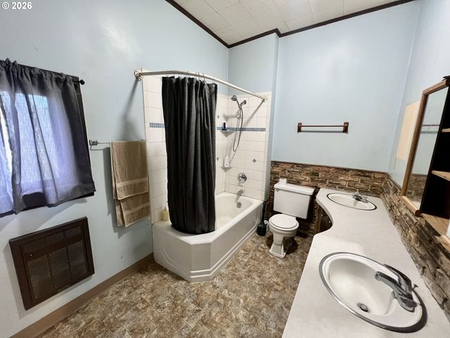 216 E FULTON St, Union, OR 97883