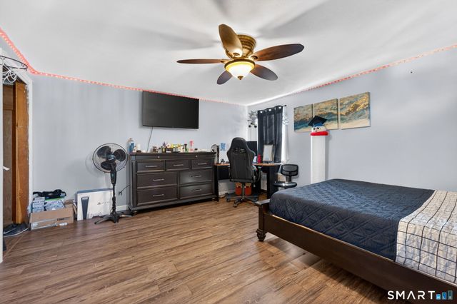 64 Cromwell Street, Hartford, CT 06114