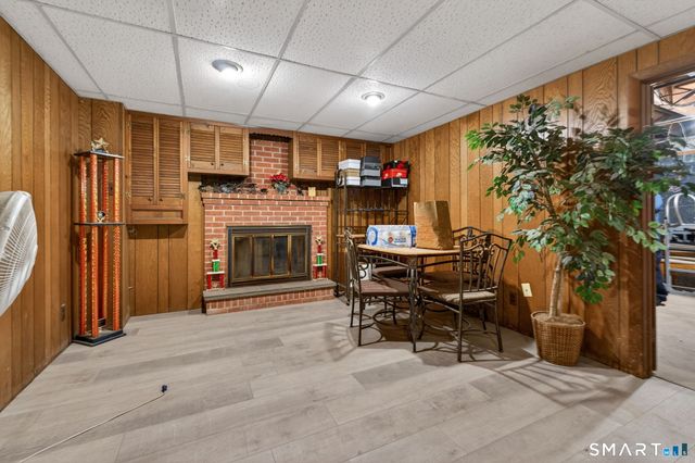 64 Cromwell Street, Hartford, CT 06114