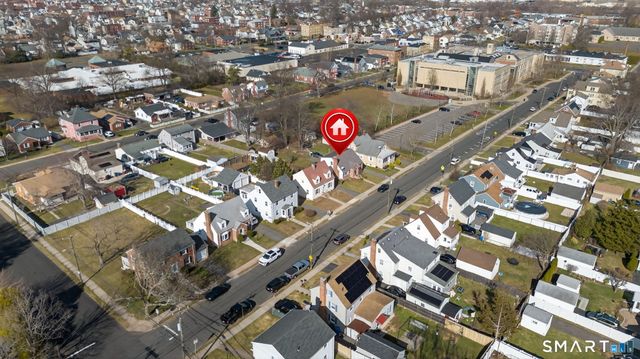 64 Cromwell Street, Hartford, CT 06114