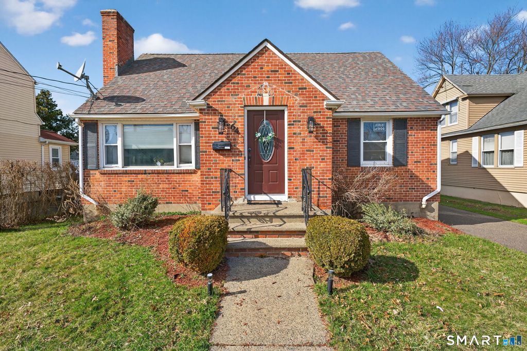 64 Cromwell Street, Hartford, CT 06114