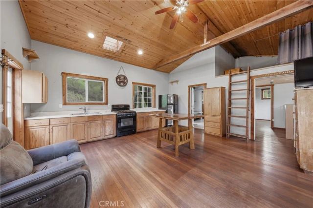 6400 Scotts Valley, Lakeport, CA 95453