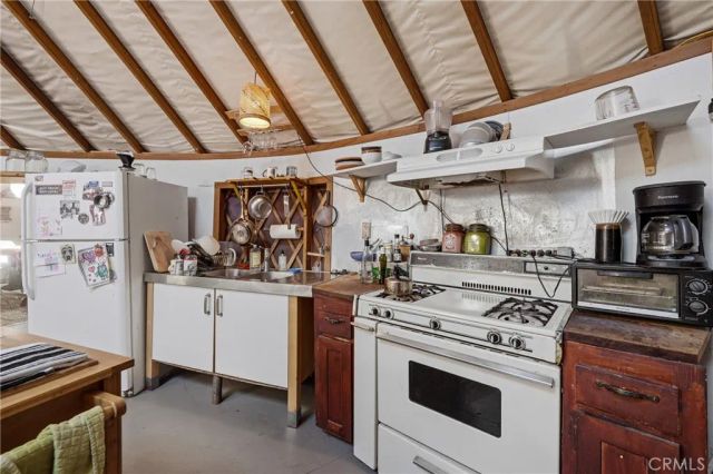 6400 Scotts Valley, Lakeport, CA 95453