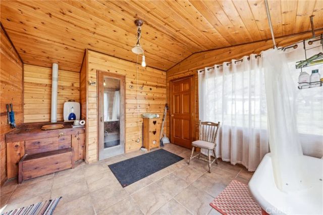 6400 Scotts Valley, Lakeport, CA 95453