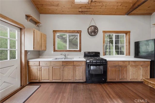 6400 Scotts Valley, Lakeport, CA 95453