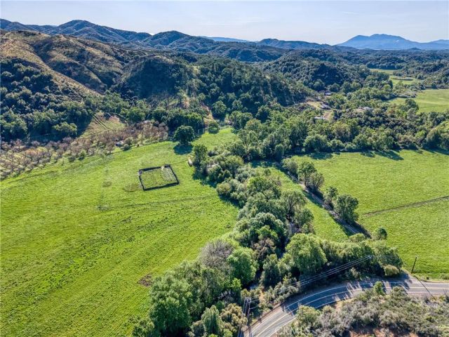 6400 Scotts Valley, Lakeport, CA 95453