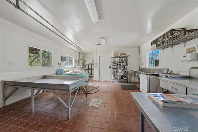 6400 Scotts Valley, Lakeport, CA 95453