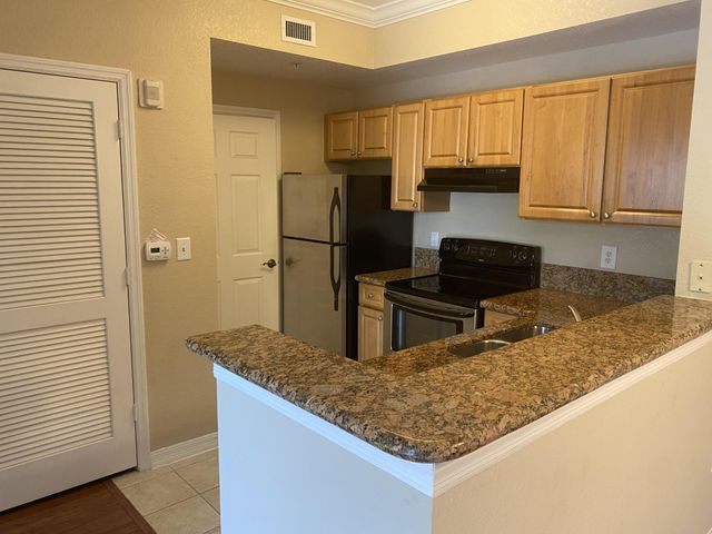 15055 Michelangelo Boulevard 205, Delray Beach, FL 33446
