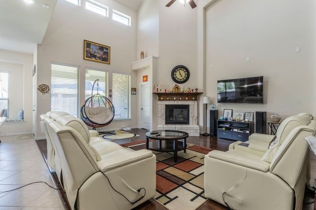 1109 Mist Flower Drive, Little Elm, TX 75068
