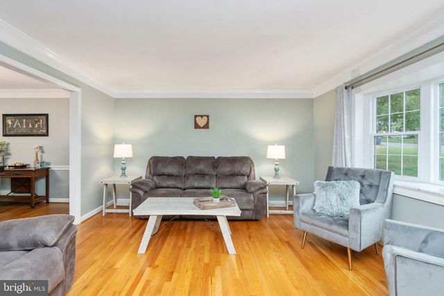 4213 WILTON WOODS LN, Alexandria, VA 22310