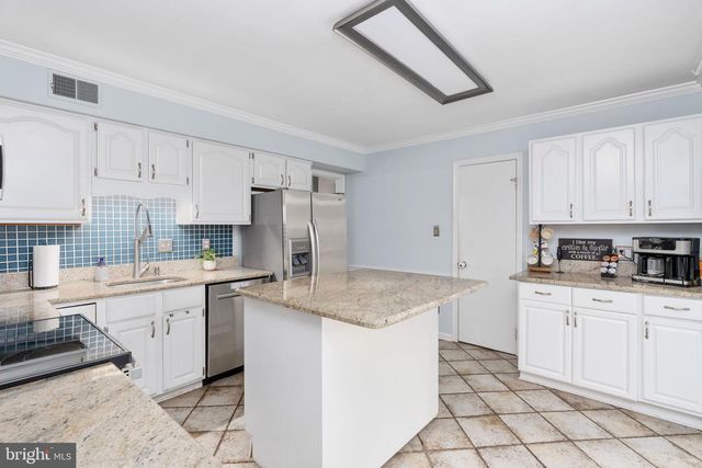 4213 WILTON WOODS LN, Alexandria, VA 22310