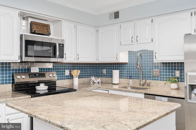 4213 WILTON WOODS LN, Alexandria, VA 22310