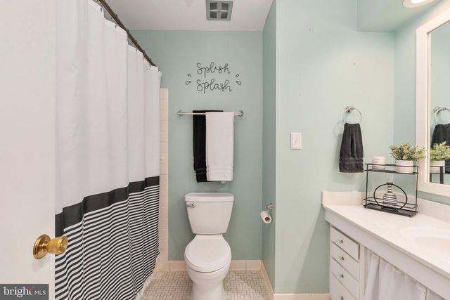 4213 WILTON WOODS LN, Alexandria, VA 22310