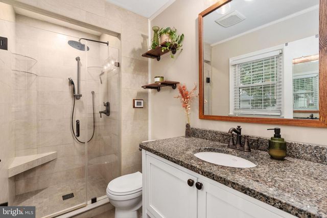4213 WILTON WOODS LN, Alexandria, VA 22310