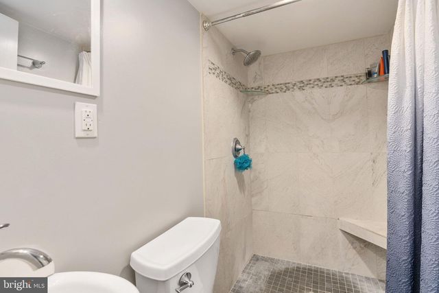 4213 WILTON WOODS LN, Alexandria, VA 22310
