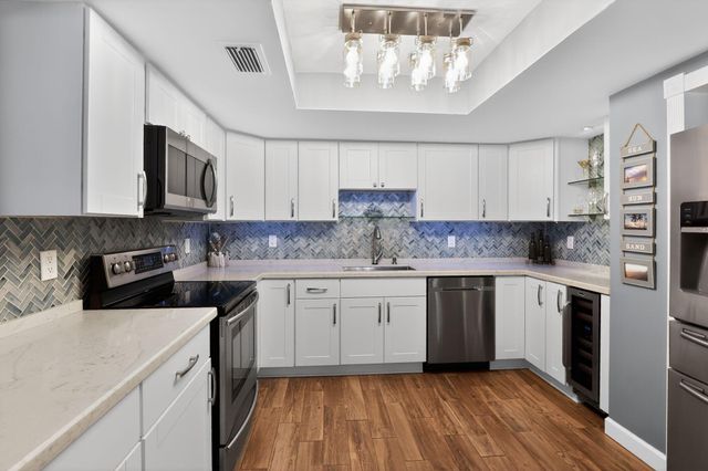 3238 Roosevelt Street, Hollywood, FL 33021