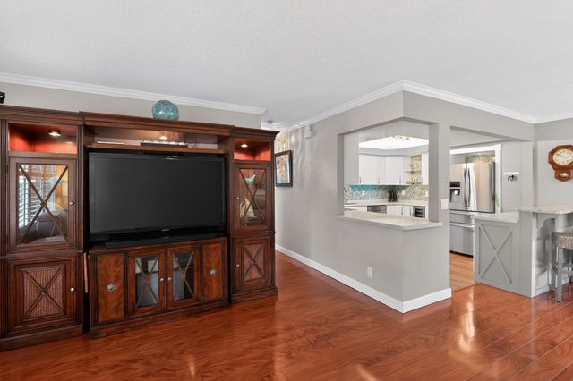 3238 Roosevelt Street, Hollywood, FL 33021