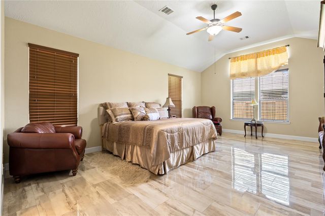 9522 Alabaster Oaks Lane, Humble, TX 77396