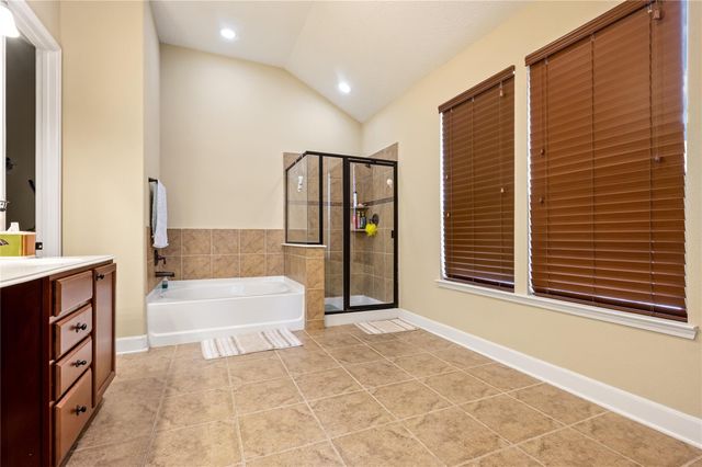9522 Alabaster Oaks Lane, Humble, TX 77396